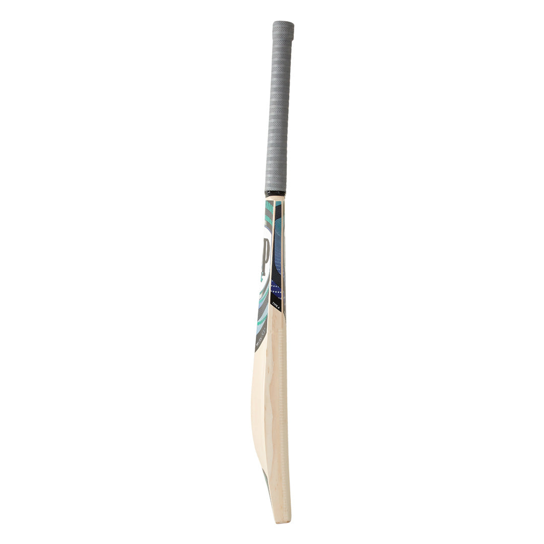 D&P Vector 500 Cricket Bat